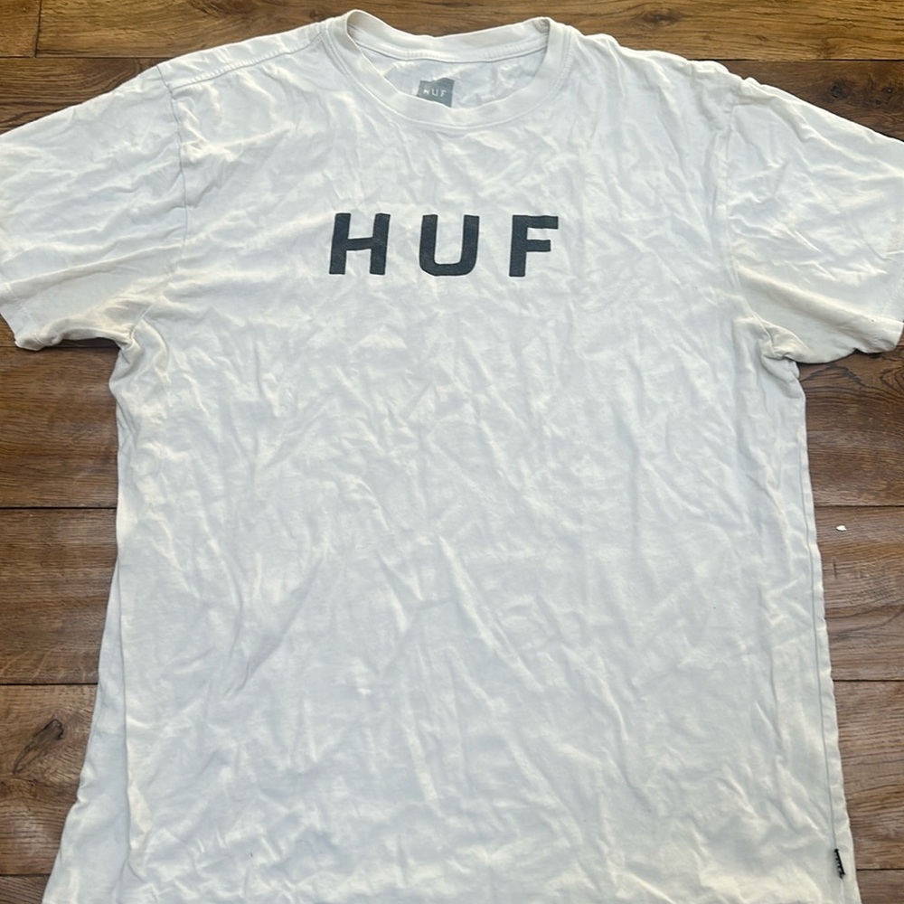 HUF white T-shirt